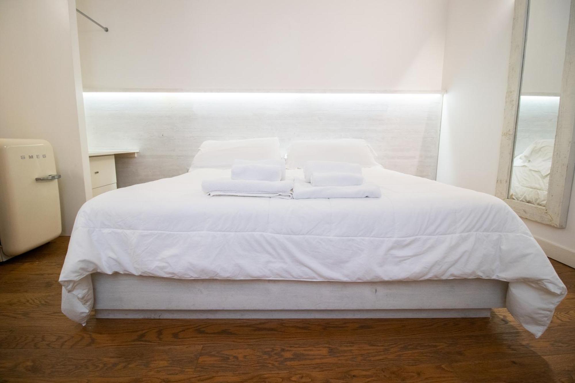 Sui Tetti Luxury Rooms Lecce Exterior foto